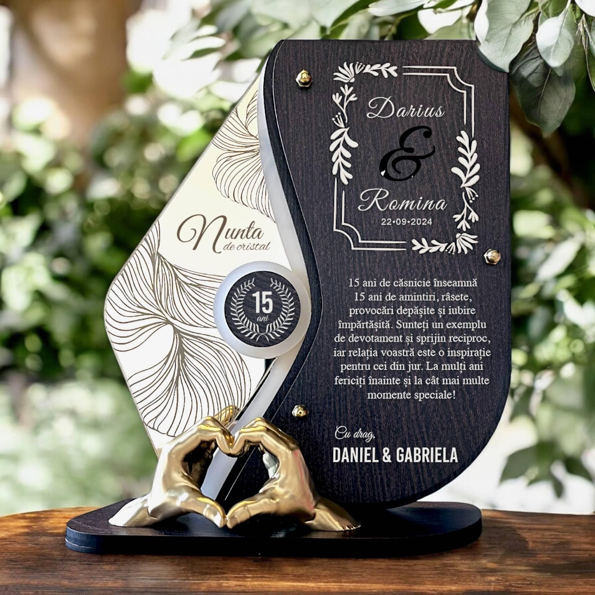 trofeu-personalizat-15-ani-nunta-de-cristal-manute