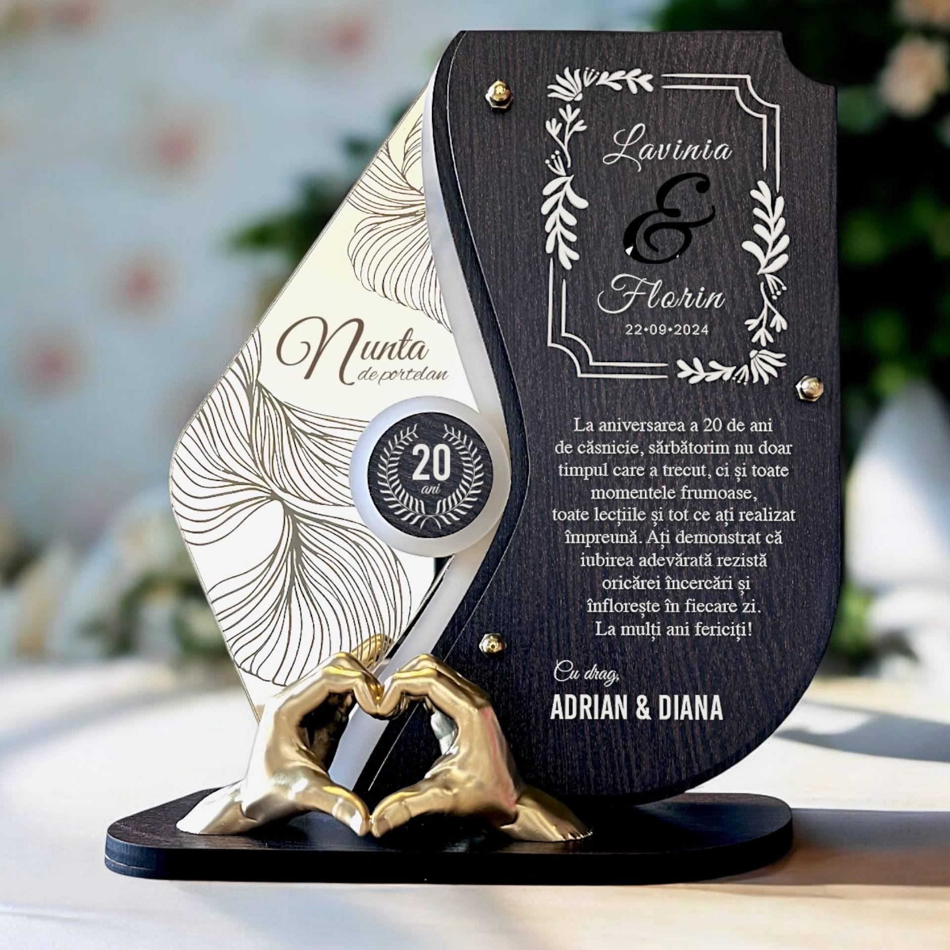 trofeu-personalizat-20-ani-nunta-de-portelan-manute