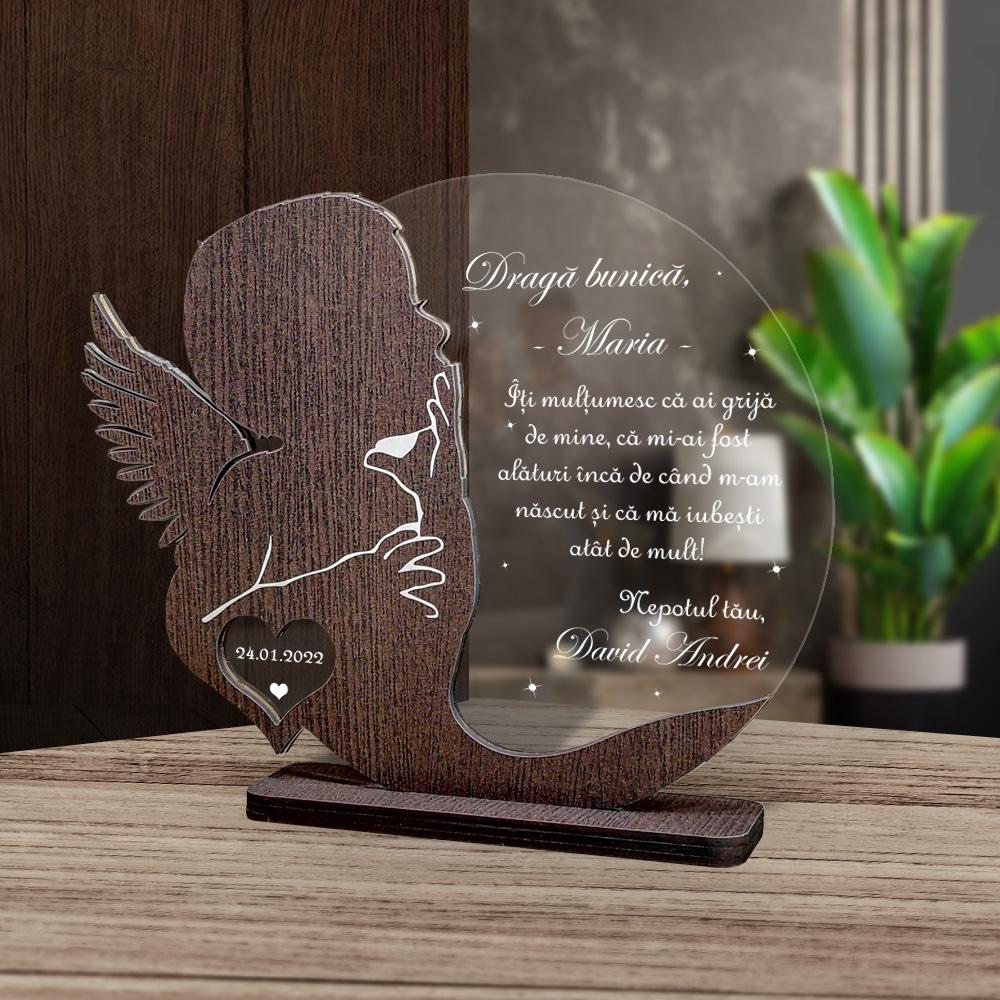 cadou-personalizat-trofeu-soapte-pentru-bunica